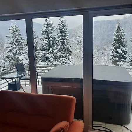 Vila Wolf's Plane Luxury Isolated Mountain House For Digital Nomads