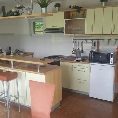 Wolf's Plane Luxury Isolated Mountain House For Digital Nomads Vila Fojnica