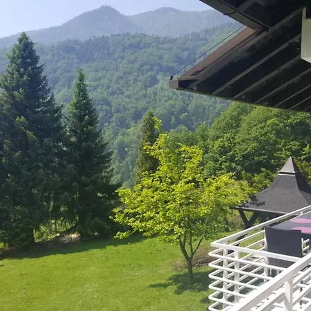 Villa Wolf's Plane Luxury Isolated Mountain House For Digital Nomads *