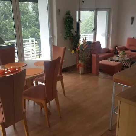 Wolf's Plane Luxury Isolated Mountain House For Digital Nomads *